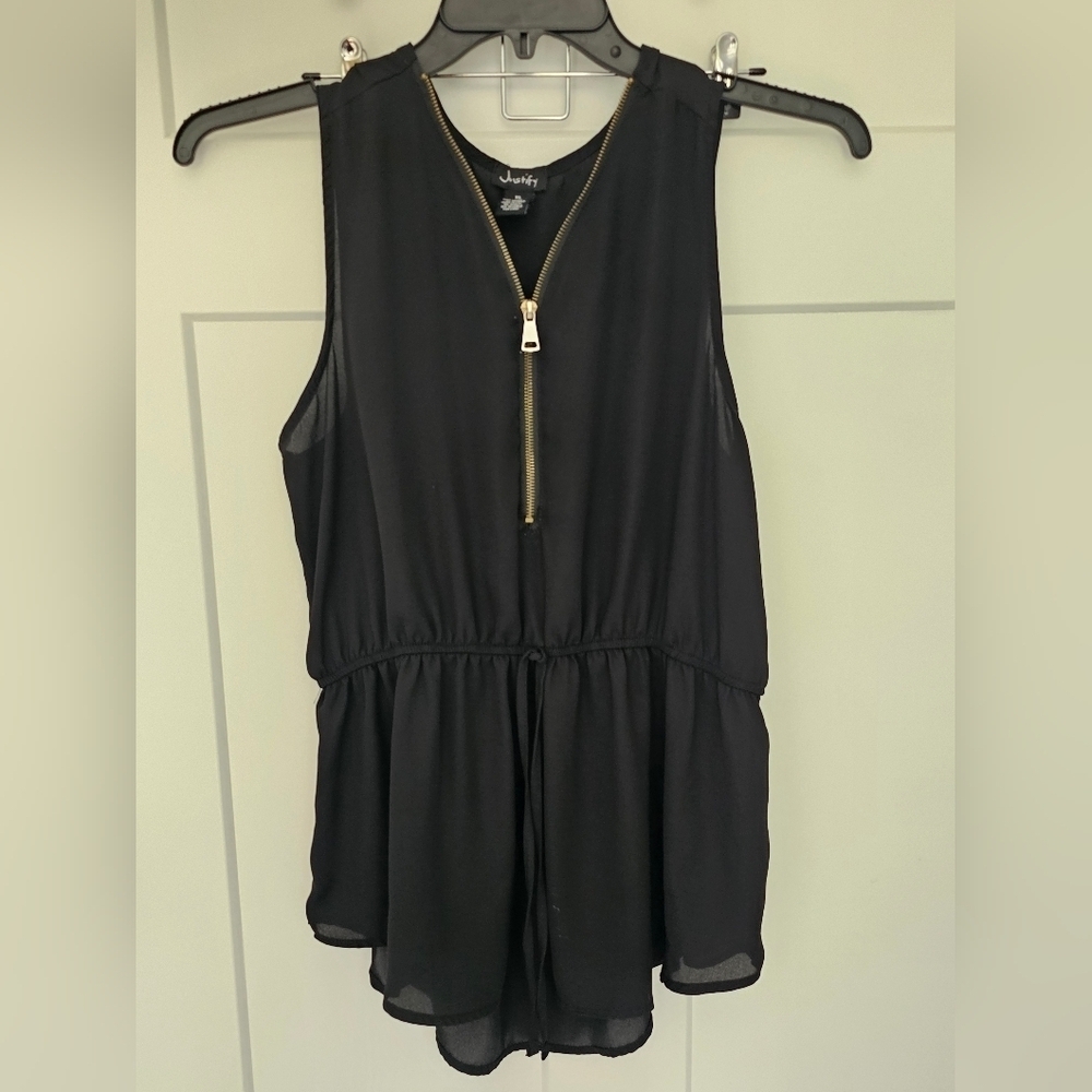 Justify Black Sleeveless Zip Front Peplum Top XL